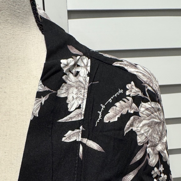Spiritual Gangster Black and White Floral Kimono - Picture 7 of 13